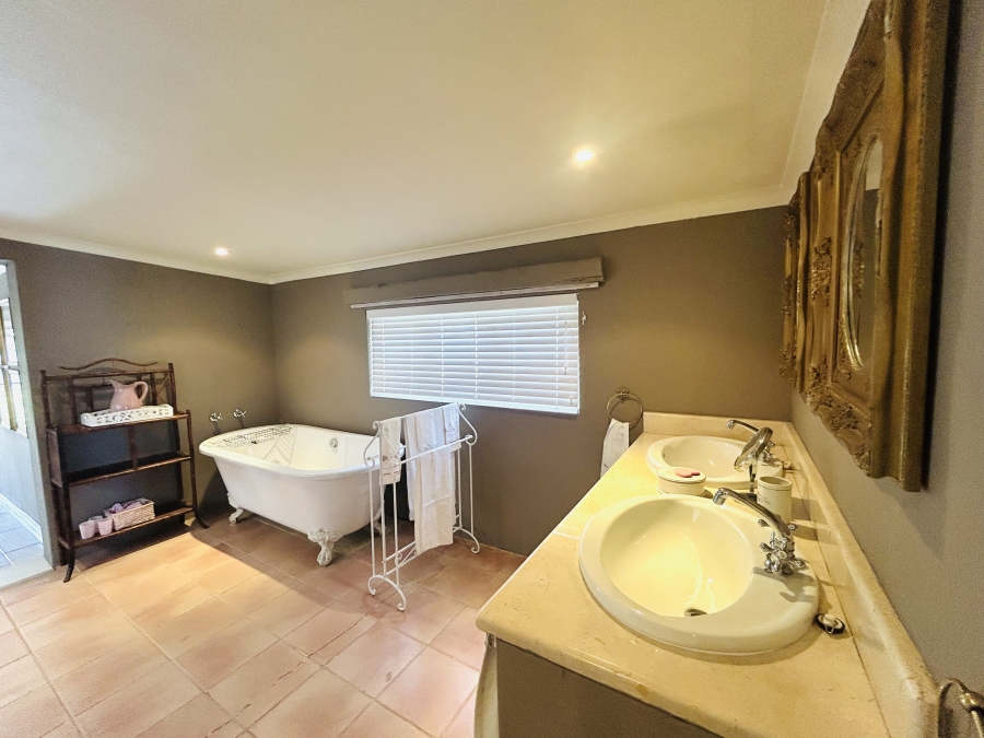 1 Bedroom Property for Sale in Umhlanga KwaZulu-Natal