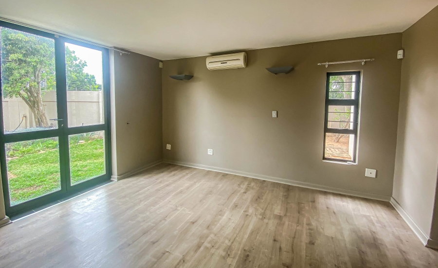 5 Bedroom Property for Sale in Umhlanga KwaZulu-Natal