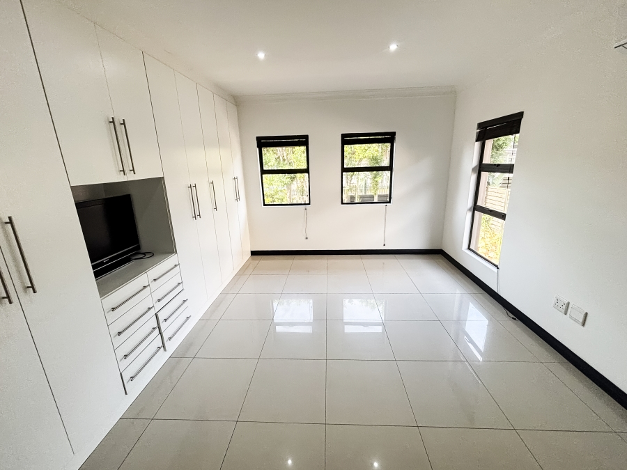 3 Bedroom Property for Sale in Izinga KwaZulu-Natal