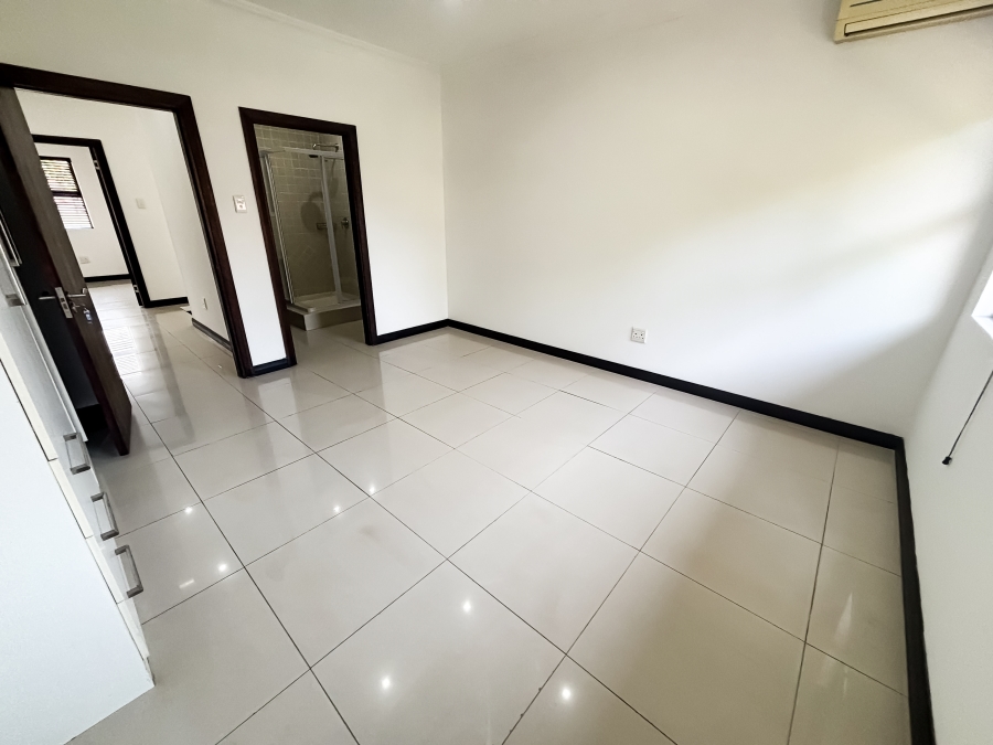 3 Bedroom Property for Sale in Izinga KwaZulu-Natal