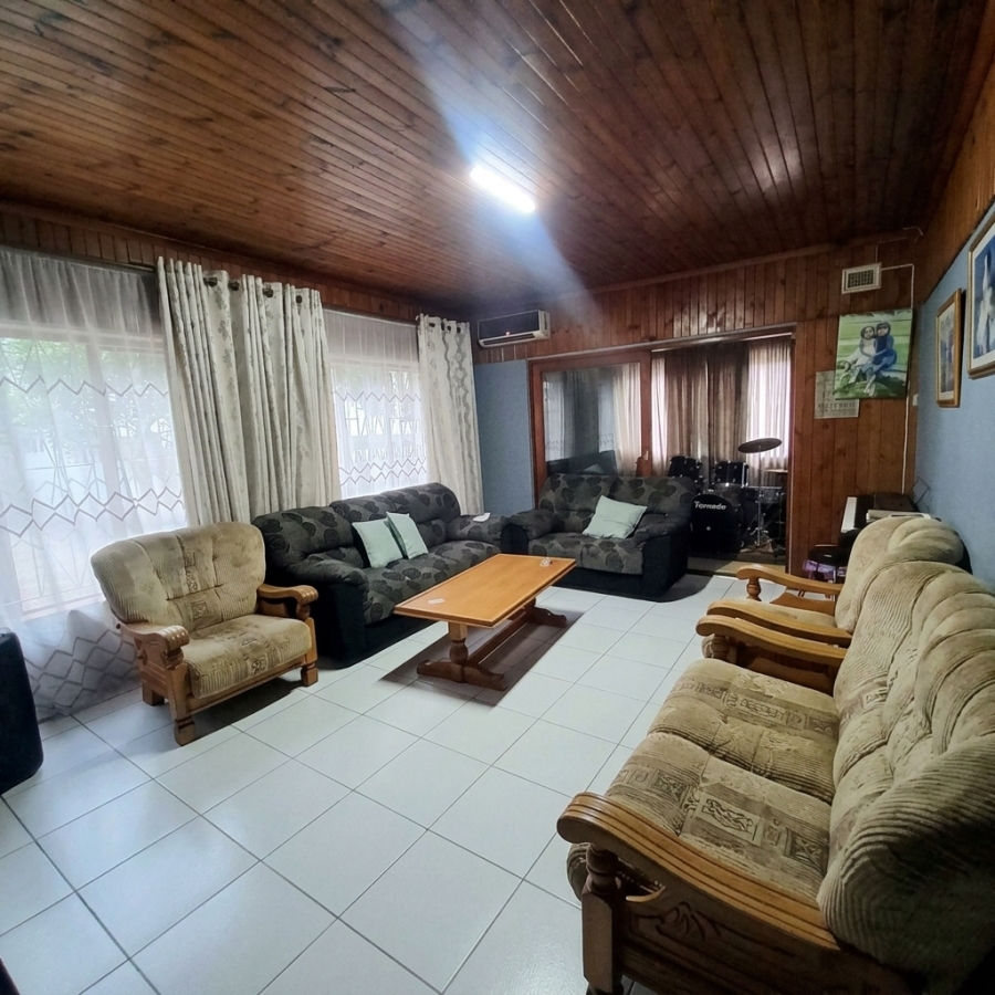 3 Bedroom Property for Sale in Mithanagar KwaZulu-Natal