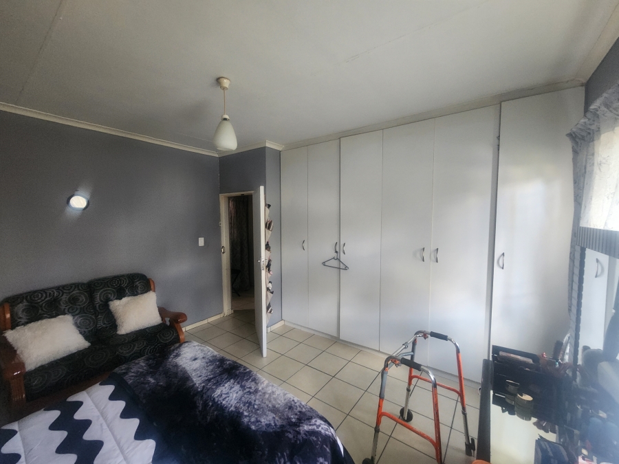 To Let 2 Bedroom Property for Rent in Pioneer Park KwaZulu-Natal