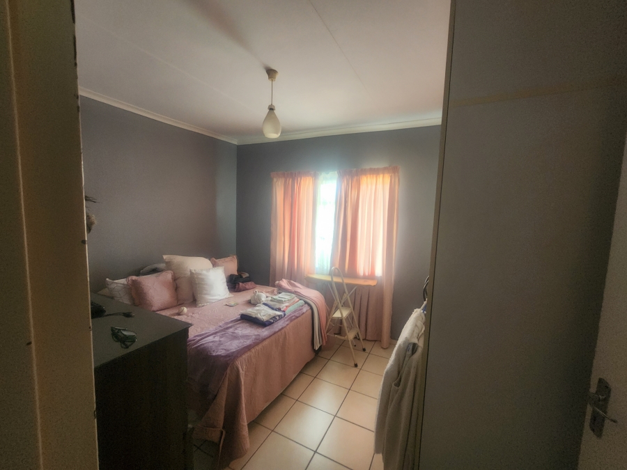 To Let 2 Bedroom Property for Rent in Pioneer Park KwaZulu-Natal