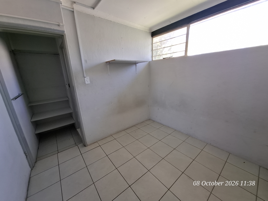 5 Bedroom Property for Sale in Schuinshoogte KwaZulu-Natal