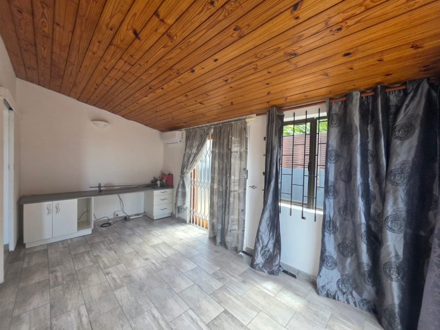 To Let 3 Bedroom Property for Rent in Hillary KwaZulu-Natal