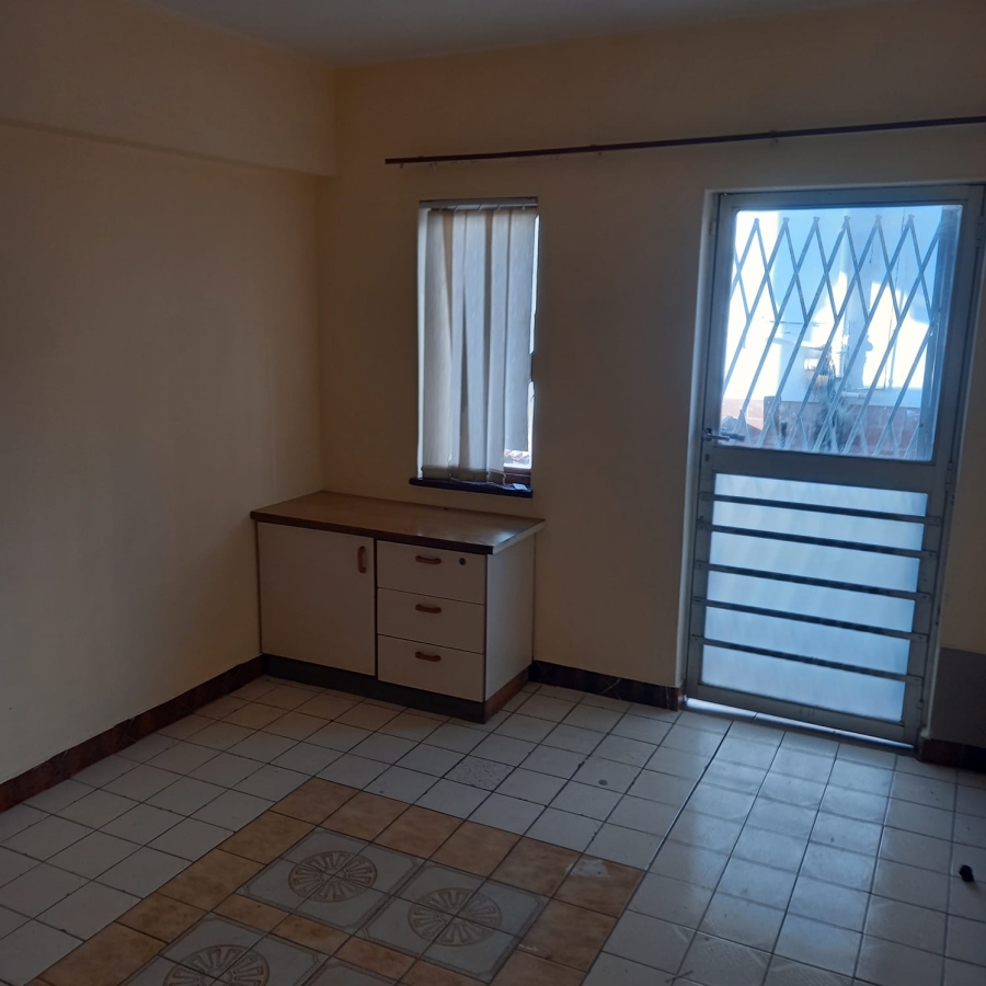 To Let 4 Bedroom Property for Rent in Reservoir Hills KwaZulu-Natal