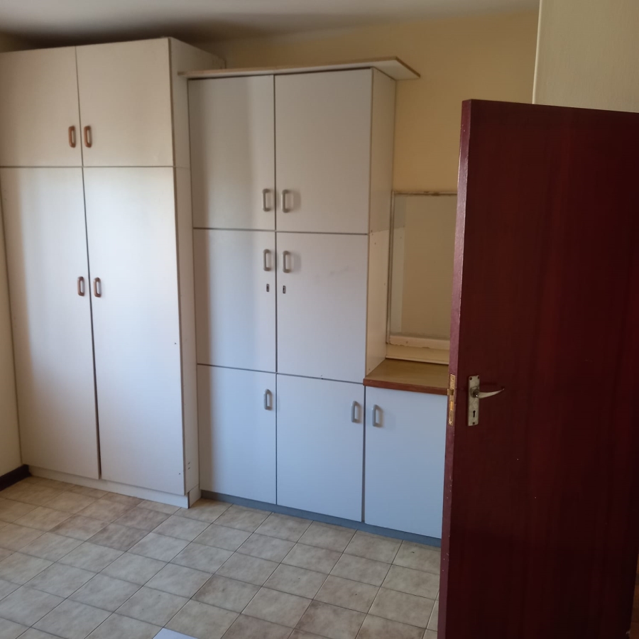 To Let 4 Bedroom Property for Rent in Reservoir Hills KwaZulu-Natal