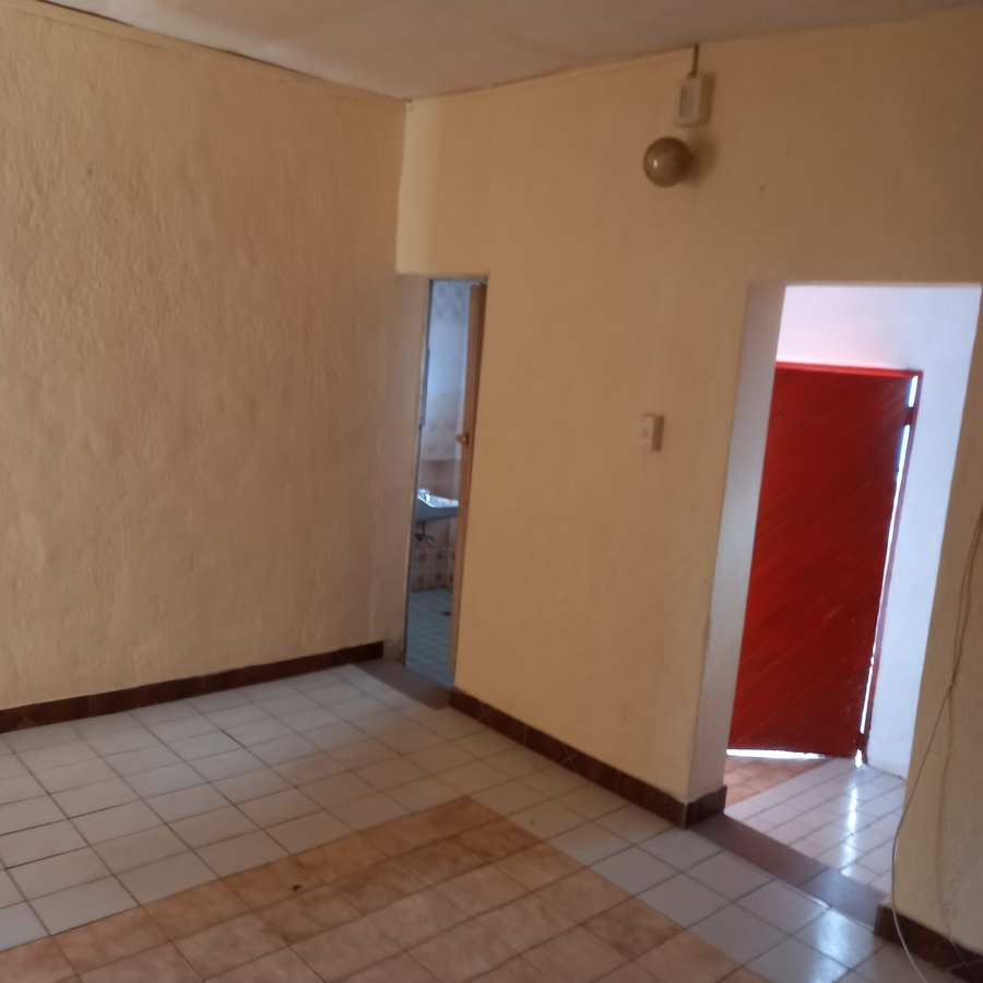 To Let 4 Bedroom Property for Rent in Reservoir Hills KwaZulu-Natal