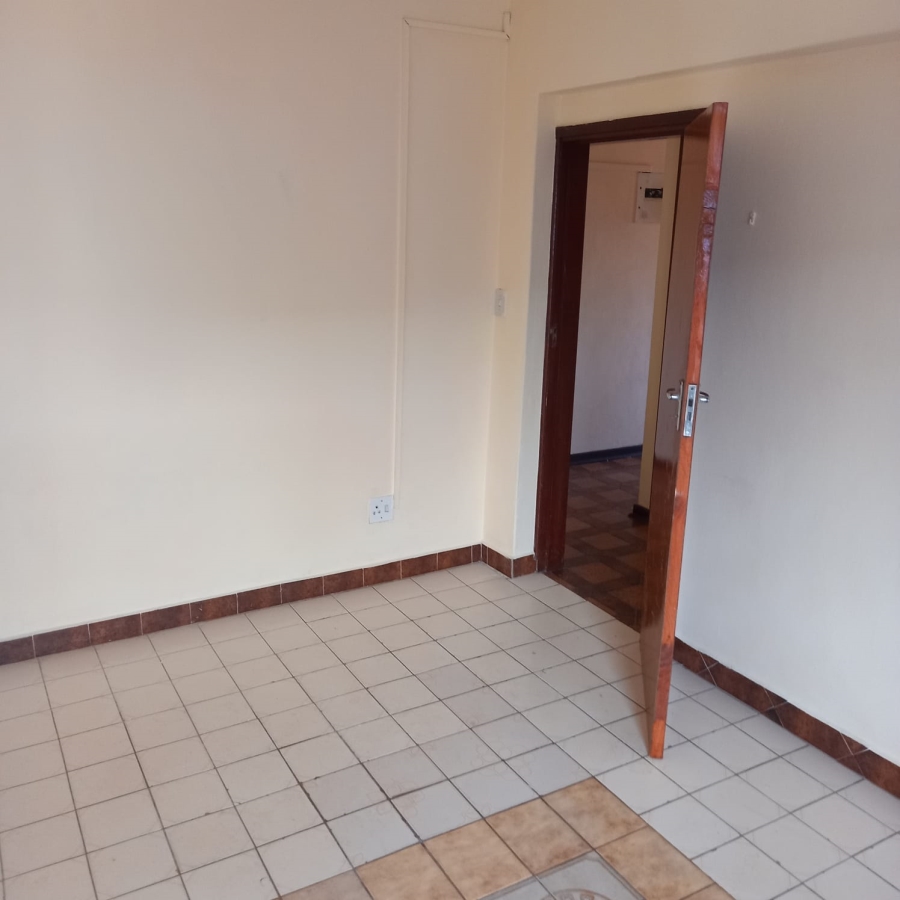 To Let 4 Bedroom Property for Rent in Reservoir Hills KwaZulu-Natal