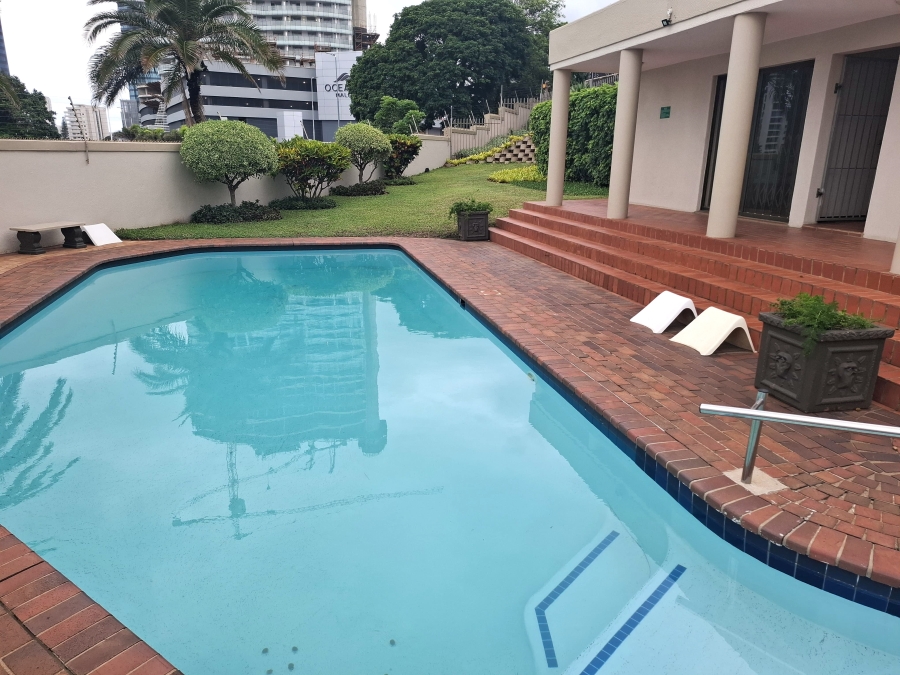 2 Bedroom Property for Sale in Umhlanga KwaZulu-Natal