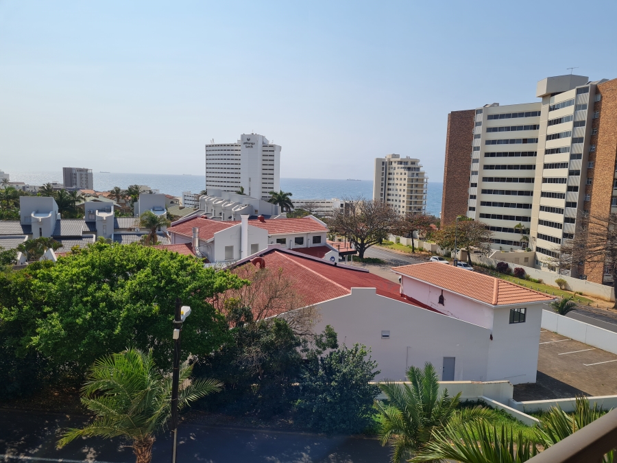 2 Bedroom Property for Sale in Umhlanga KwaZulu-Natal