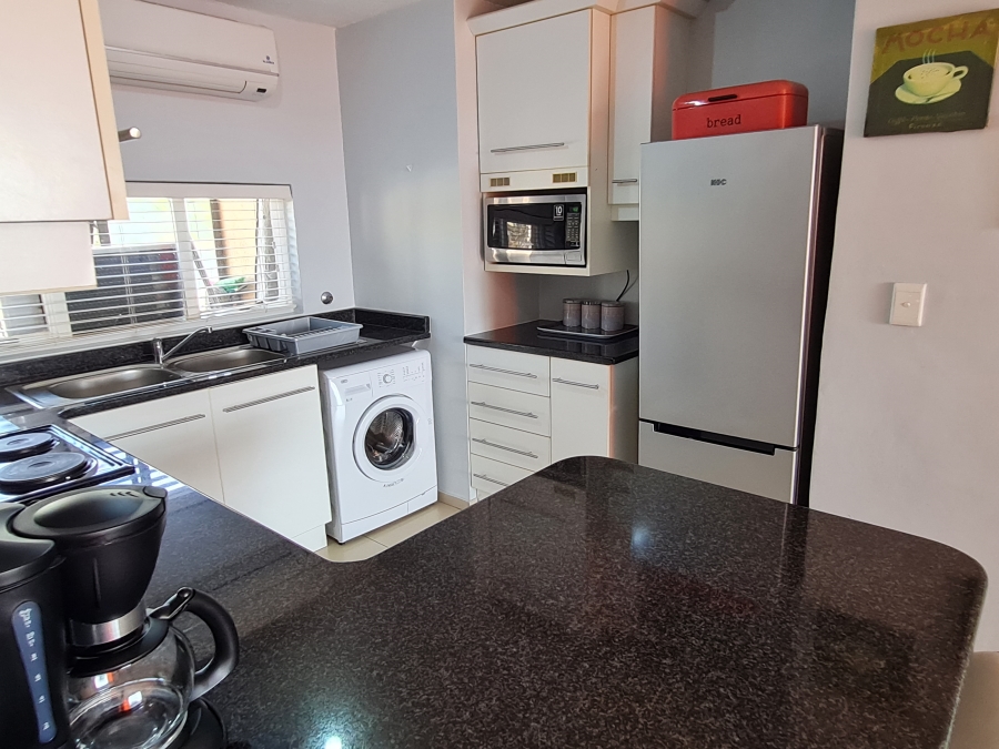2 Bedroom Property for Sale in Umhlanga KwaZulu-Natal