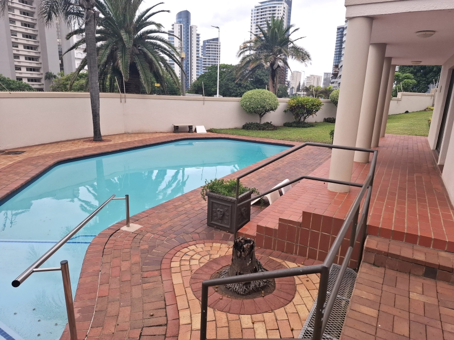 2 Bedroom Property for Sale in Umhlanga KwaZulu-Natal