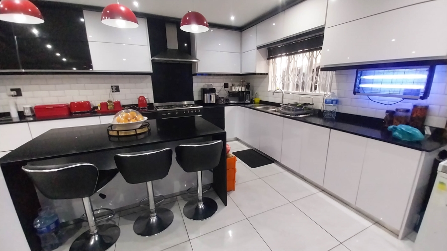 4 Bedroom Property for Sale in Starwood KwaZulu-Natal
