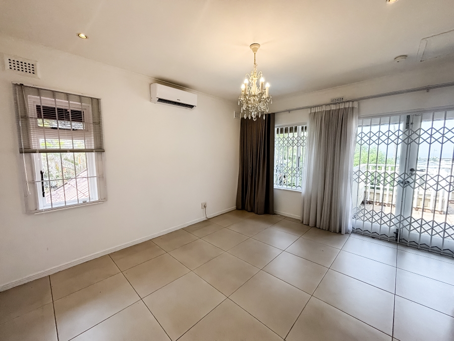 5 Bedroom Property for Sale in Umhlanga KwaZulu-Natal