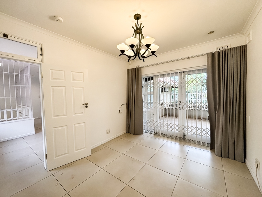 5 Bedroom Property for Sale in Umhlanga KwaZulu-Natal