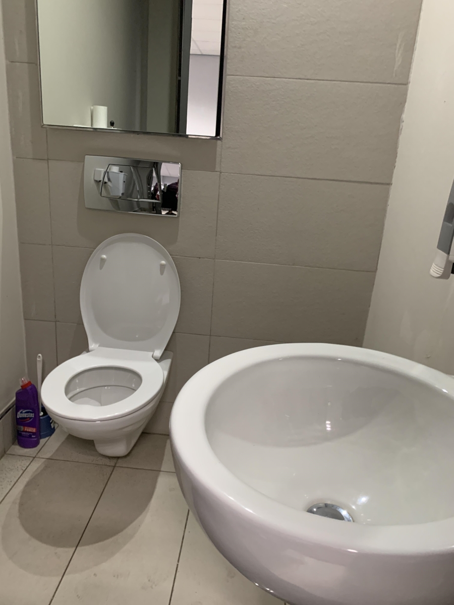 To Let Commercial Property for Rent in La Lucia Ridge KwaZulu-Natal