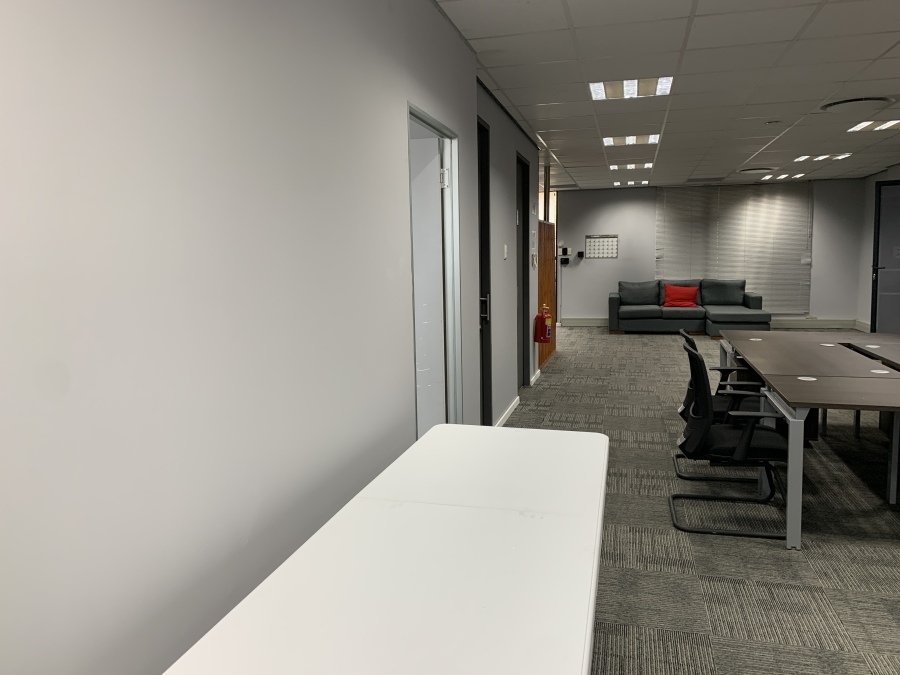 To Let Commercial Property for Rent in La Lucia Ridge KwaZulu-Natal