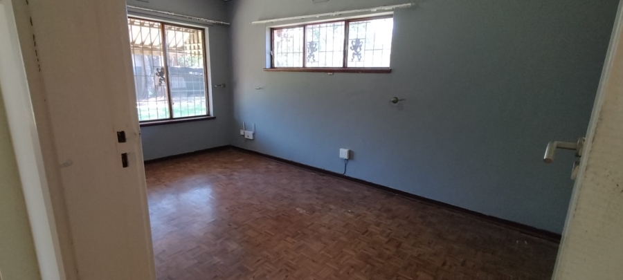 To Let 4 Bedroom Property for Rent in Amanzimtoti KwaZulu-Natal