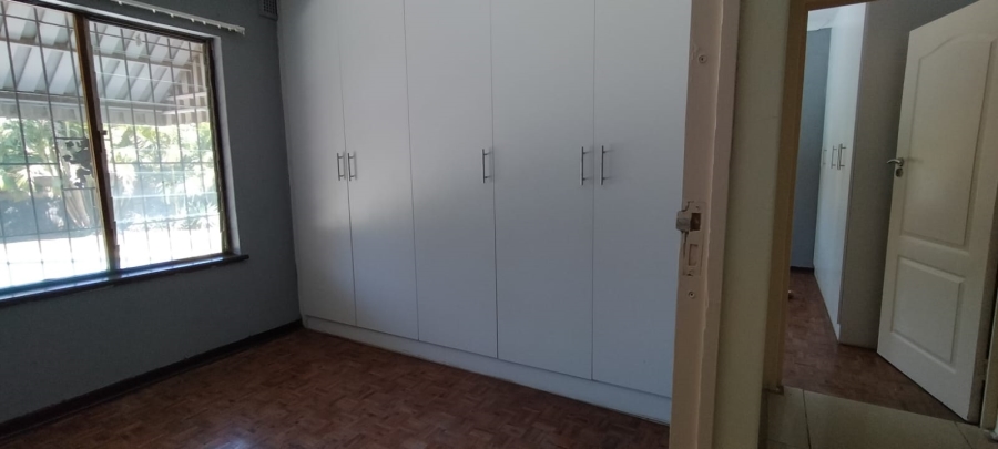 To Let 4 Bedroom Property for Rent in Amanzimtoti KwaZulu-Natal
