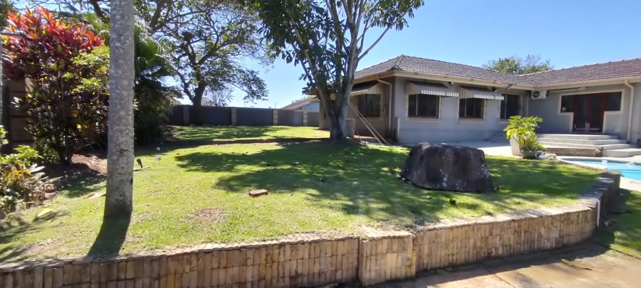 To Let 4 Bedroom Property for Rent in Amanzimtoti KwaZulu-Natal