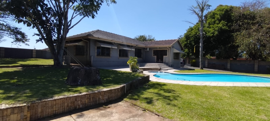 To Let 4 Bedroom Property for Rent in Amanzimtoti KwaZulu-Natal