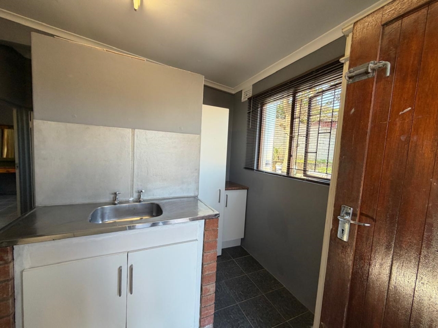 To Let 2 Bedroom Property for Rent in Memorial Park KwaZulu-Natal