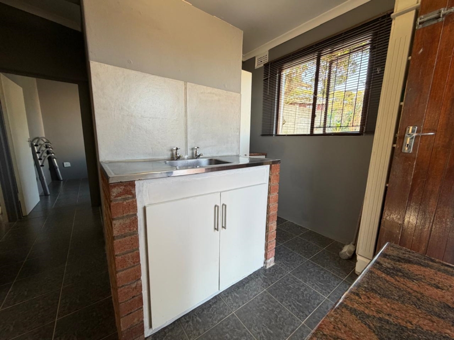 To Let 2 Bedroom Property for Rent in Memorial Park KwaZulu-Natal