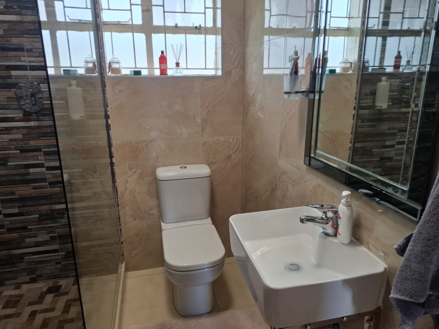 2 Bedroom Property for Sale in Musgrave KwaZulu-Natal