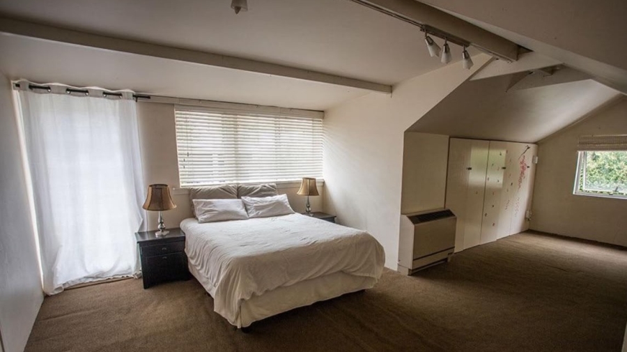 5 Bedroom Property for Sale in Glenwood KwaZulu-Natal