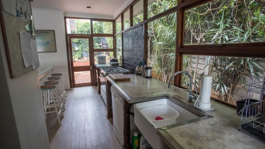 5 Bedroom Property for Sale in Glenwood KwaZulu-Natal