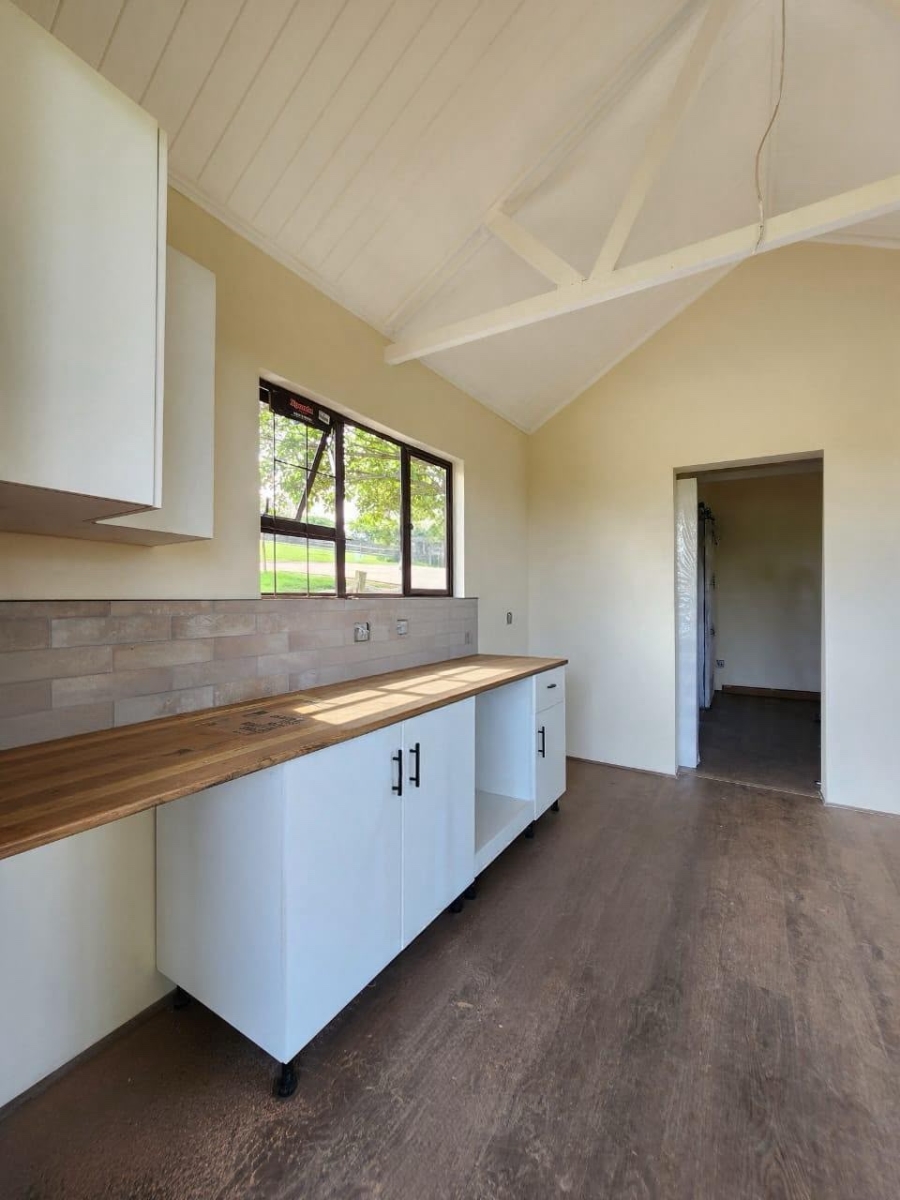 To Let 1 Bedroom Property for Rent in Summerveld KwaZulu-Natal