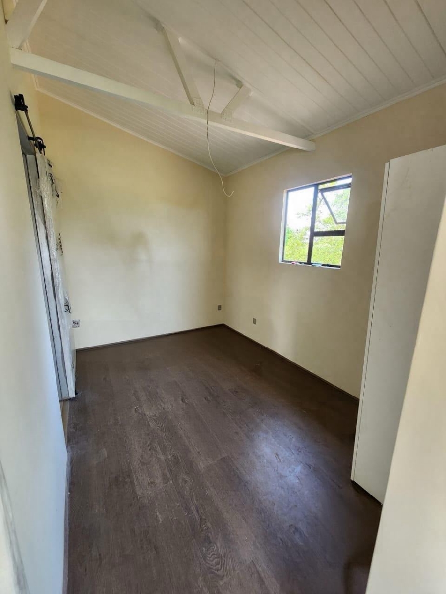 To Let 1 Bedroom Property for Rent in Summerveld KwaZulu-Natal