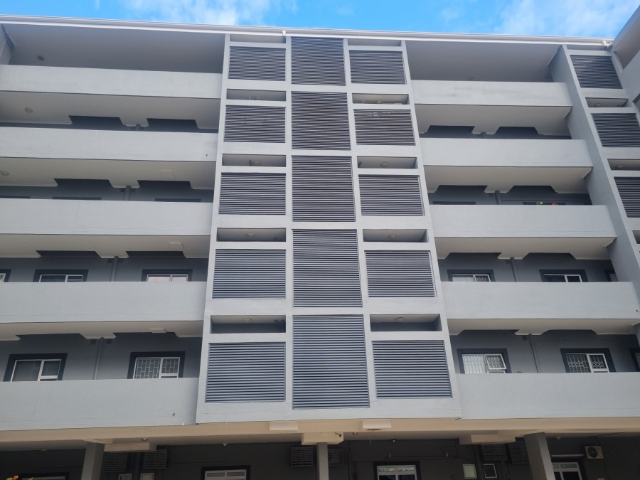 To Let 2 Bedroom Property for Rent in New Town Centre KwaZulu-Natal