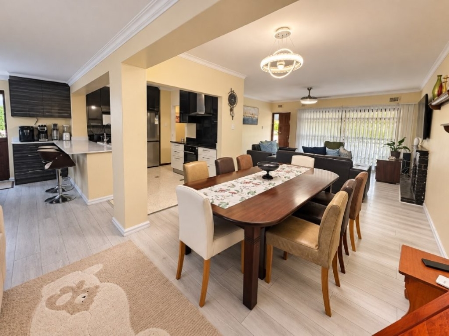 4 Bedroom Property for Sale in Farningham Ridge KwaZulu-Natal