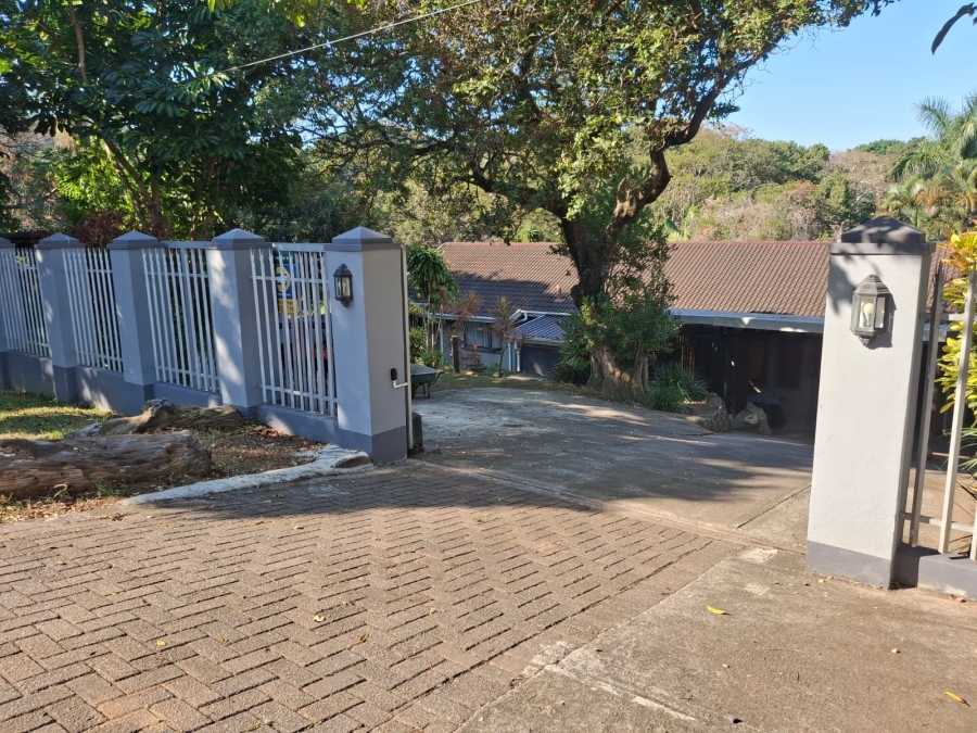 3 Bedroom Property for Sale in Uvongo KwaZulu-Natal