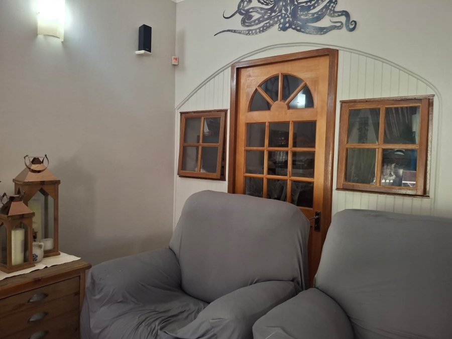 3 Bedroom Property for Sale in Uvongo KwaZulu-Natal