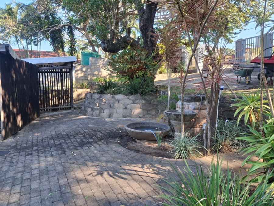 3 Bedroom Property for Sale in Uvongo KwaZulu-Natal