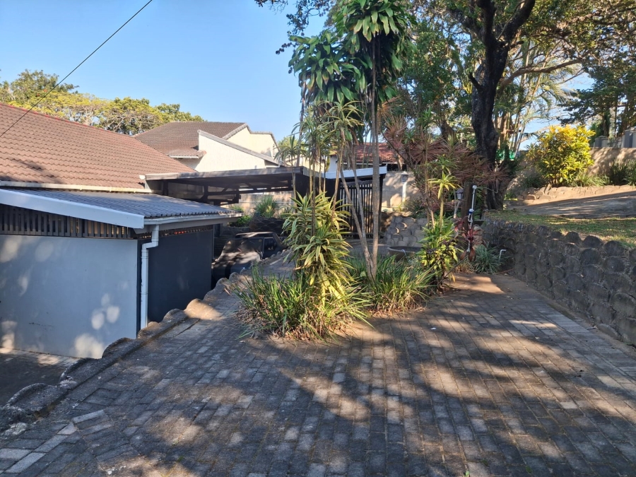 3 Bedroom Property for Sale in Uvongo KwaZulu-Natal