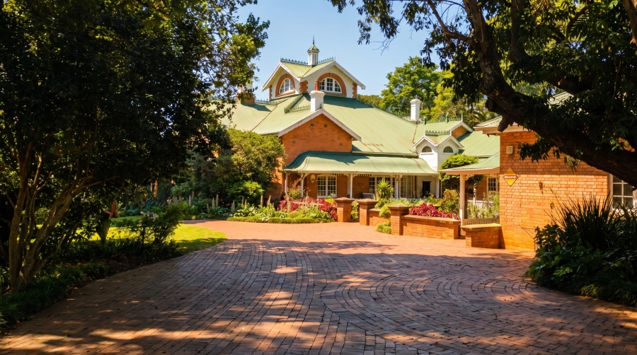 6 Bedroom Property for Sale in Blackridge KwaZulu-Natal