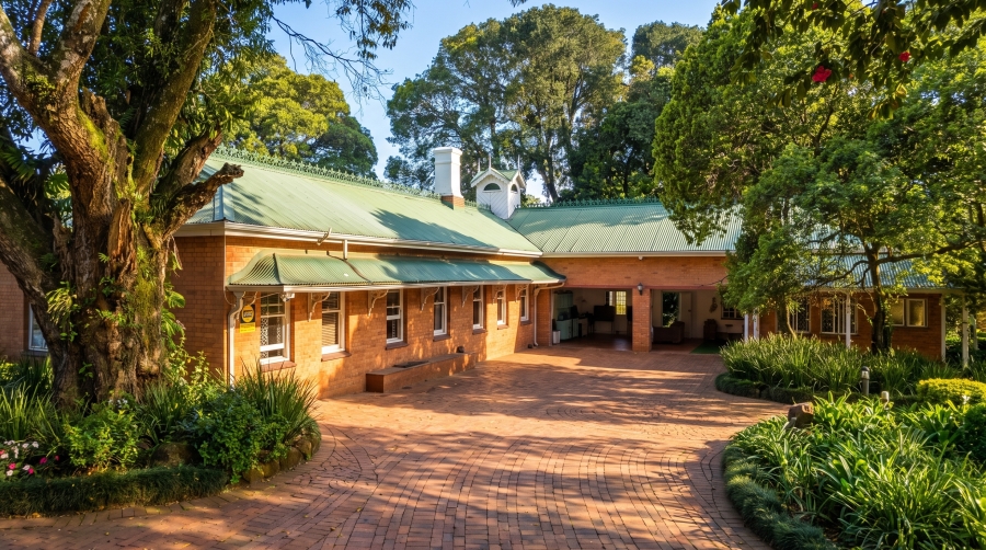 6 Bedroom Property for Sale in Blackridge KwaZulu-Natal