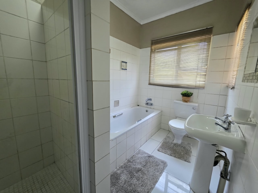 3 Bedroom Property for Sale in Birdswood KwaZulu-Natal