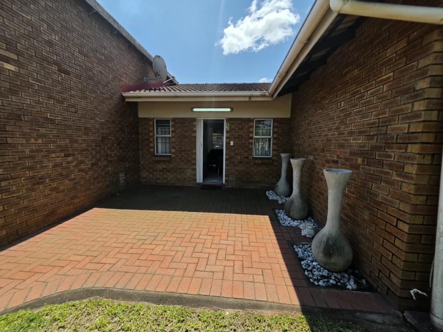 3 Bedroom Property for Sale in Birdswood KwaZulu-Natal