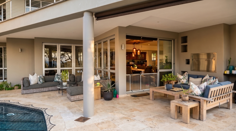 5 Bedroom Property for Sale in Town Bush Valley KwaZulu-Natal