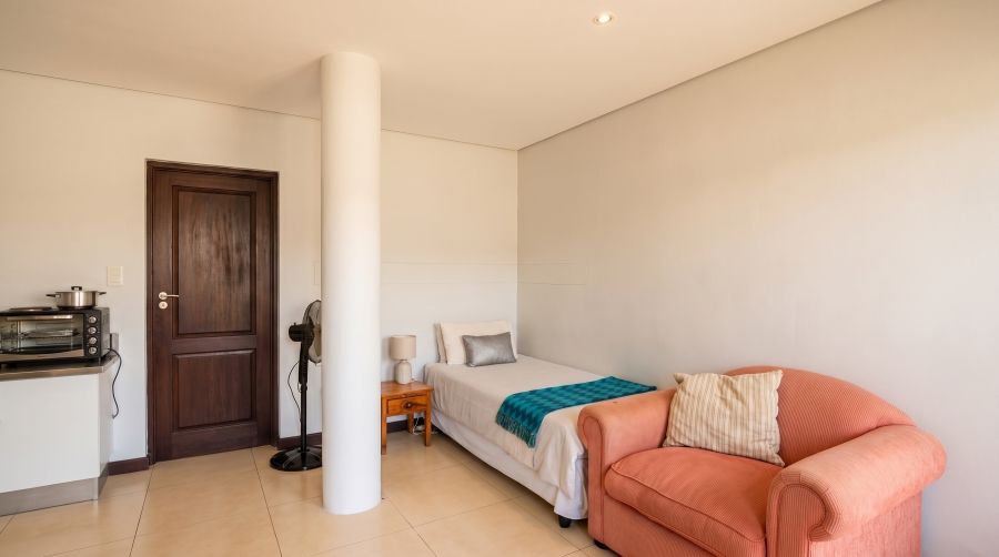 5 Bedroom Property for Sale in Town Bush Valley KwaZulu-Natal