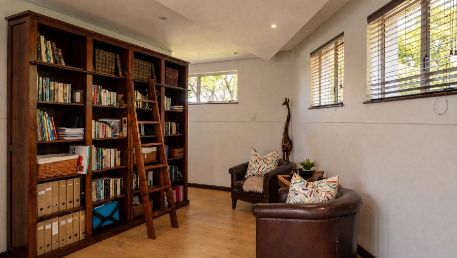 5 Bedroom Property for Sale in Town Bush Valley KwaZulu-Natal