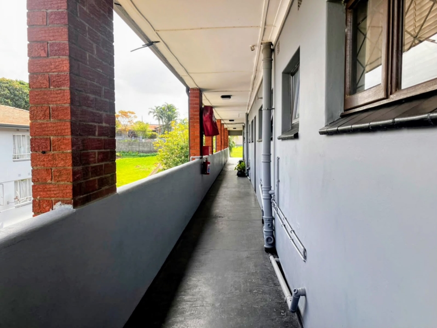 2 Bedroom Property for Sale in Escombe KwaZulu-Natal