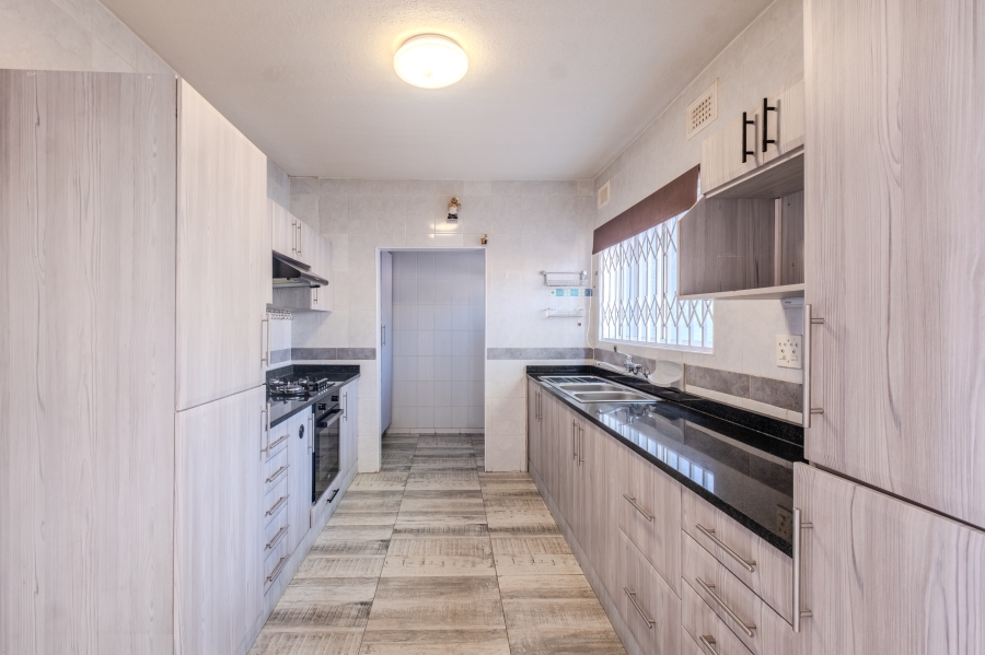 4 Bedroom Property for Sale in Sunningdale KwaZulu-Natal