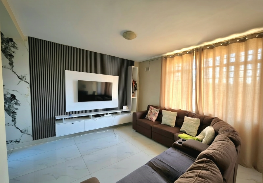 2 Bedroom Property for Sale in Panorama KwaZulu-Natal