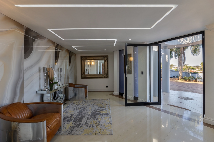 6 Bedroom Property for Sale in Glen Ashley KwaZulu-Natal